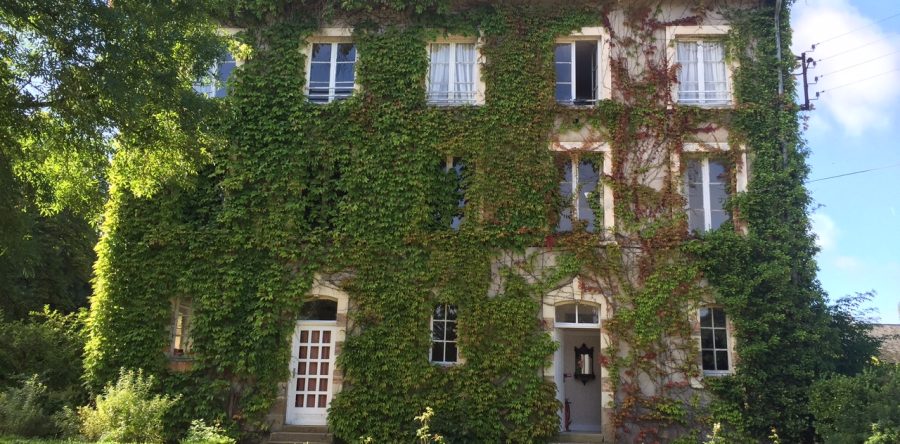 Day 4 “Wedding From Hell” Arrival